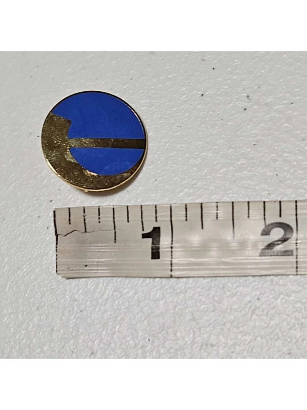 Vintage Lapel Pin Blue Enamel Gold Tone Round MCM Mod Fashion Jewelry Women